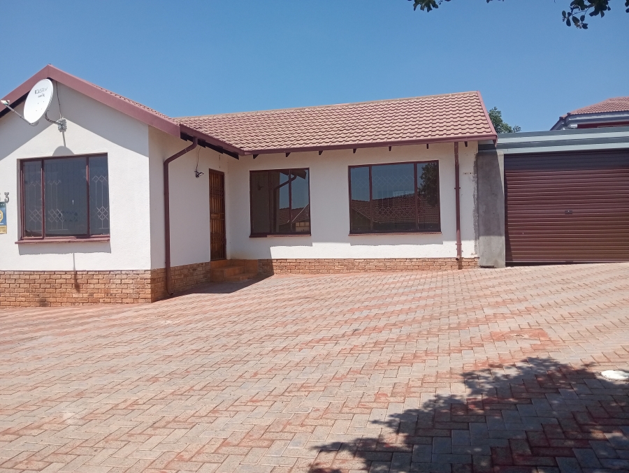 3 Bedroom Property for Sale in Tlhabane West North West